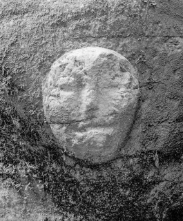 Tête sculptée. © Région Bourgogne-Franche-Comté, Inventaire du patrimoine