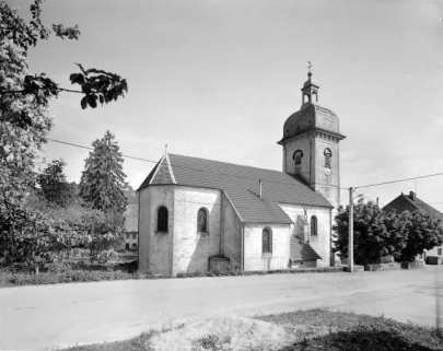 Façade latérale gauche et chevet. © Région Bourgogne-Franche-Comté, Inventaire du patrimoine