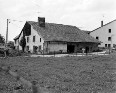 Vue de trois quarts droit. © Région Bourgogne-Franche-Comté, Inventaire du patrimoine