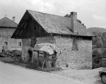 Le bâtiment de la forge : vue de trois quarts droit. © Région Bourgogne-Franche-Comté, Inventaire du patrimoine