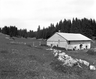 Vue d'ensemble dans le site. © Région Bourgogne-Franche-Comté, Inventaire du patrimoine