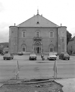 Façade antérieure, vue de face. © Région Bourgogne-Franche-Comté, Inventaire du patrimoine