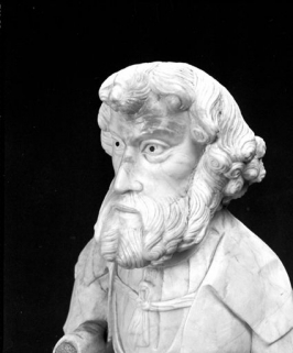 Détail : buste vu de trois quarts gauche. © Région Bourgogne-Franche-Comté, Inventaire du patrimoine