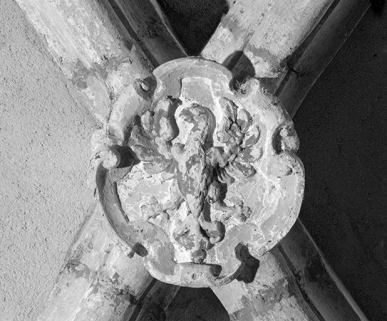 Clef de voûte du vaisseau gauche, 3e travée. © Région Bourgogne-Franche-Comté, Inventaire du patrimoine