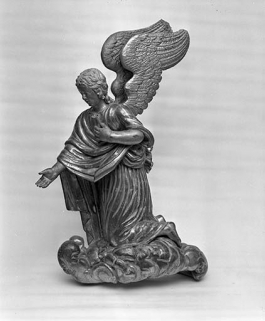 Ange de droite. © Région Bourgogne-Franche-Comté, Inventaire du patrimoine