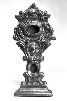 Vue d'ensemble d'un reliquaire. © Région Bourgogne-Franche-Comté, Inventaire du patrimoine