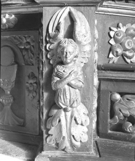 Détail, ange à droite du tabernacle. © Région Bourgogne-Franche-Comté, Inventaire du patrimoine