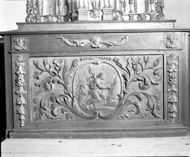 Face antérieure de l'autel. © Région Bourgogne-Franche-Comté, Inventaire du patrimoine