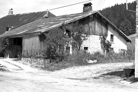 Façade sur rue et pignon d'habitation. © Région Bourgogne-Franche-Comté, Inventaire du patrimoine