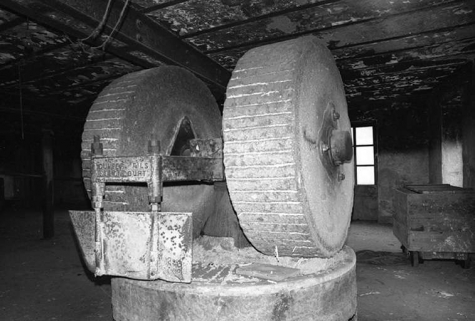 Bâtiment E : meule à papier. © Région Bourgogne-Franche-Comté, Inventaire du patrimoine