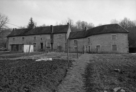 Logement ouvrier. © Région Bourgogne-Franche-Comté, Inventaire du patrimoine Logement ouvrier. © Région Bourgogne-Franche-Comté, Inventaire du patrimoine