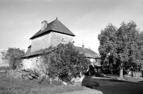 Partie habitation : face latérale gauche. © Région Bourgogne-Franche-Comté, Inventaire du patrimoine
