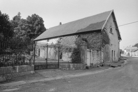 Détail : les communs. © Région Bourgogne-Franche-Comté, Inventaire du patrimoine