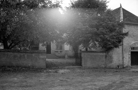 La cour. © Région Bourgogne-Franche-Comté, Inventaire du patrimoine