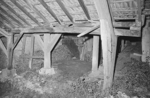 Intérieur du séchoir. © Région Bourgogne-Franche-Comté, Inventaire du patrimoine