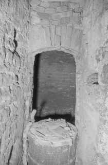 Détail de la façade antérieure du four. © Région Bourgogne-Franche-Comté, Inventaire du patrimoine