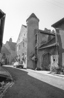 Vue de trois quarts droit. © Région Bourgogne-Franche-Comté, Inventaire du patrimoine