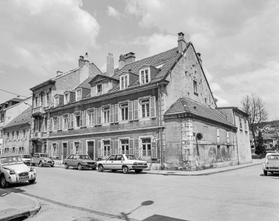 Angle de la rue Jeanne d'Arc et de la rue Jules Mathez. © Région Bourgogne-Franche-Comté, Inventaire du patrimoine