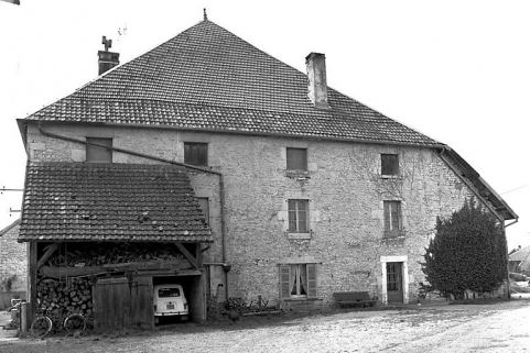 Façade postérieure. © Région Bourgogne-Franche-Comté, Inventaire du patrimoine