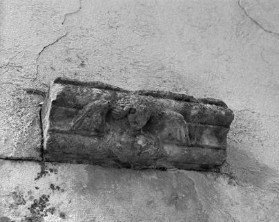 Ferme  cadastrée 1968 AC 69, située route de Salins : détail du décor d'architecture ( buste d'ange). © Région Bourgogne-Franche-Comté, Inventaire du patrimoine