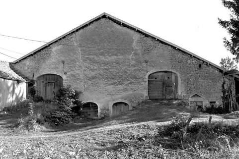 Façade postérieure. © Région Bourgogne-Franche-Comté, Inventaire du patrimoine Façade postérieure. © Région Bourgogne-Franche-Comté, Inventaire du patrimoine