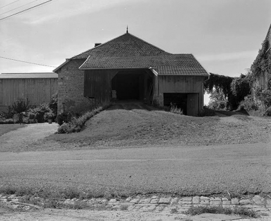 Grange. © Région Bourgogne-Franche-Comté, Inventaire du patrimoine Grange. © Région Bourgogne-Franche-Comté, Inventaire du patrimoine