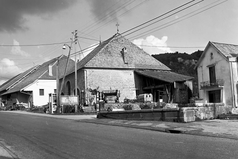 Vue de trois quarts droit.. © Région Bourgogne-Franche-Comté, Inventaire du patrimoine Vue de trois quarts droit.. © Région Bourgogne-Franche-Comté, Inventaire du patrimoine