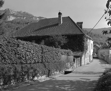 Face latérale gauche. © Région Bourgogne-Franche-Comté, Inventaire du patrimoine