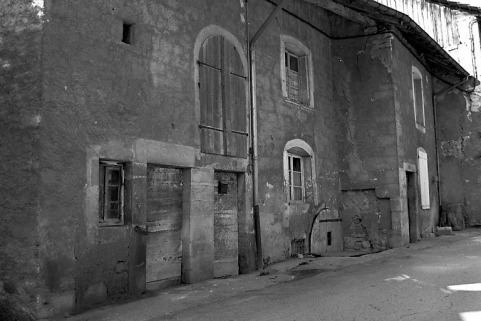 Façade antérieure vue de trois quarts gauche. © Région Bourgogne-Franche-Comté, Inventaire du patrimoine