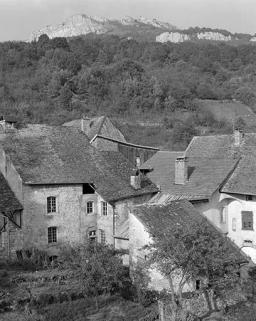 Façades postérieures des maisons cadastrées 1971 AB 376 à 380 de la rue Robert Dame. © Région Bourgogne-Franche-Comté, Inventaire du patrimoine