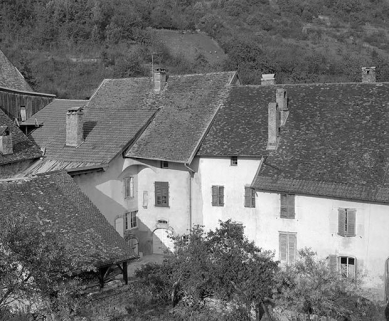 Façades postérieures des maisons cadastrées 1971 AB 380 à 381 de la rue Robert Dame. © Région Bourgogne-Franche-Comté, Inventaire du patrimoine