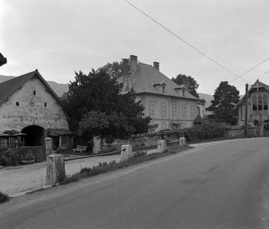 Vue d'ensemble depuis la rue. © Région Bourgogne-Franche-Comté, Inventaire du patrimoine