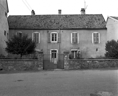 Façade antérieure. © Région Bourgogne-Franche-Comté, Inventaire du patrimoine