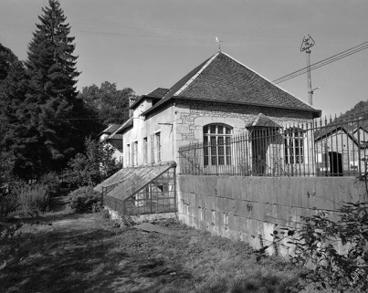 La serre. © Région Bourgogne-Franche-Comté, Inventaire du patrimoine La serre. © Région Bourgogne-Franche-Comté, Inventaire du patrimoine