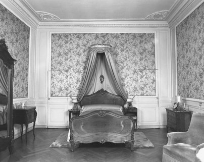 Détail du fond de la chambre. © Région Bourgogne-Franche-Comté, Inventaire du patrimoine