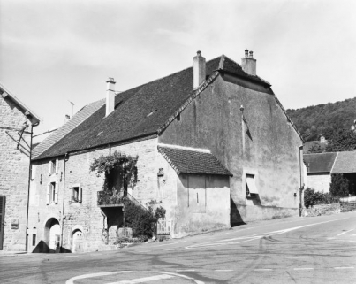 Façades postérieure et latérale gauche. © Région Bourgogne-Franche-Comté, Inventaire du patrimoine