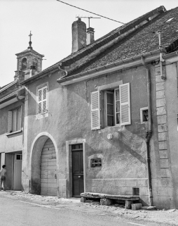 Ferme cadastrée AB 344 : vue de trois quarts droit. © Région Bourgogne-Franche-Comté, Inventaire du patrimoine