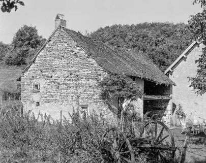 Détail des dépendances agricoles. © Région Bourgogne-Franche-Comté, Inventaire du patrimoine