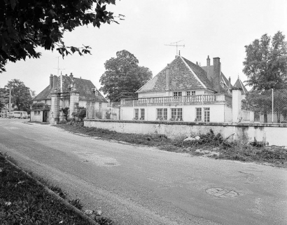 Entrée principale. © Région Bourgogne-Franche-Comté, Inventaire du patrimoine
