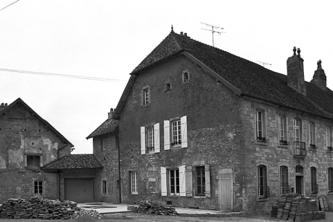 Vue d'ensemble. © Région Bourgogne-Franche-Comté, Inventaire du patrimoine Vue d'ensemble. © Région Bourgogne-Franche-Comté, Inventaire du patrimoine