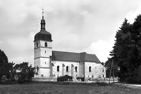 Face latérale droite de trois quarts gauche. © Région Bourgogne-Franche-Comté, Inventaire du patrimoine