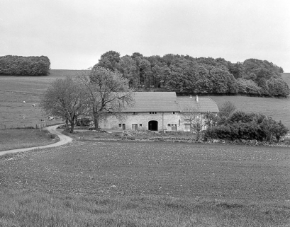 Ferme isolée : vue de situation. © Région Bourgogne-Franche-Comté, Inventaire du patrimoine