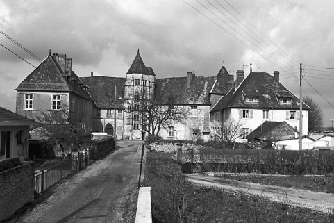Façade antérieure sur cour. © Région Bourgogne-Franche-Comté, Inventaire du patrimoine