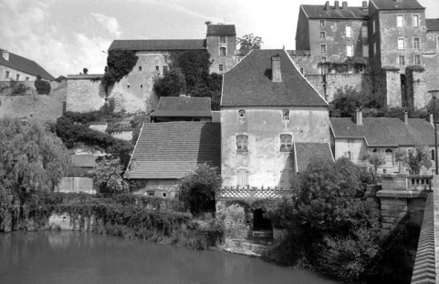 Vue du village depuis le pont route de Dole. © Région Bourgogne-Franche-Comté, Inventaire du patrimoine