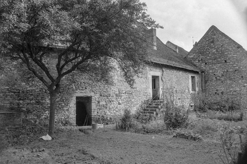 Dépendance au fond du jardin. © Région Bourgogne-Franche-Comté, Inventaire du patrimoine