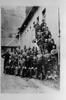 Ouvriers (5), vers 1890-1900. © Région Bourgogne-Franche-Comté, Inventaire du patrimoine Ouvriers (5), vers 1890-1900. © Région Bourgogne-Franche-Comté, Inventaire du patrimoine