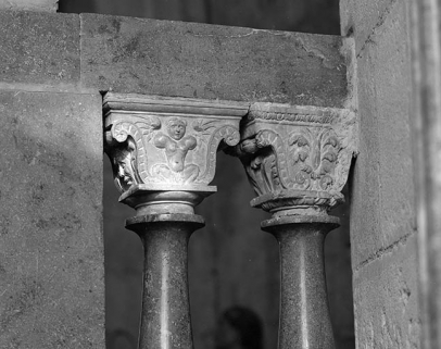 Détail des chapiteaux. © Région Bourgogne-Franche-Comté, Inventaire du patrimoine