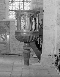 Vue d'ensemble sans la rampe d'escaliers. © Région Bourgogne-Franche-Comté, Inventaire du patrimoine