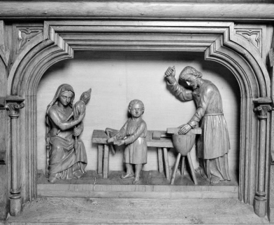 Autel-retable latéral droit : scène sculptée du tombeau , la Sainte-Famille. © Région Bourgogne-Franche-Comté, Inventaire du patrimoine