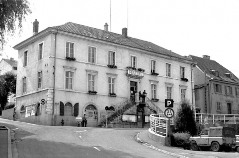 Façades antérieure et latérale gauche. © Région Bourgogne-Franche-Comté, Inventaire du patrimoine